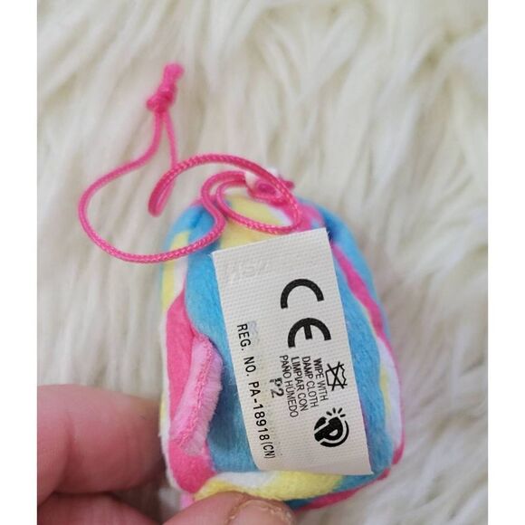 Pikmi Pops Surprise Push Mi Ups Series 2 Snoozi The Sloth Plush - Picture 2 of 5